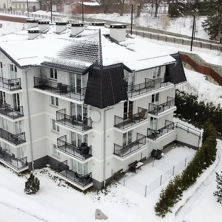 Navyblue Z Widokiem Na Gory